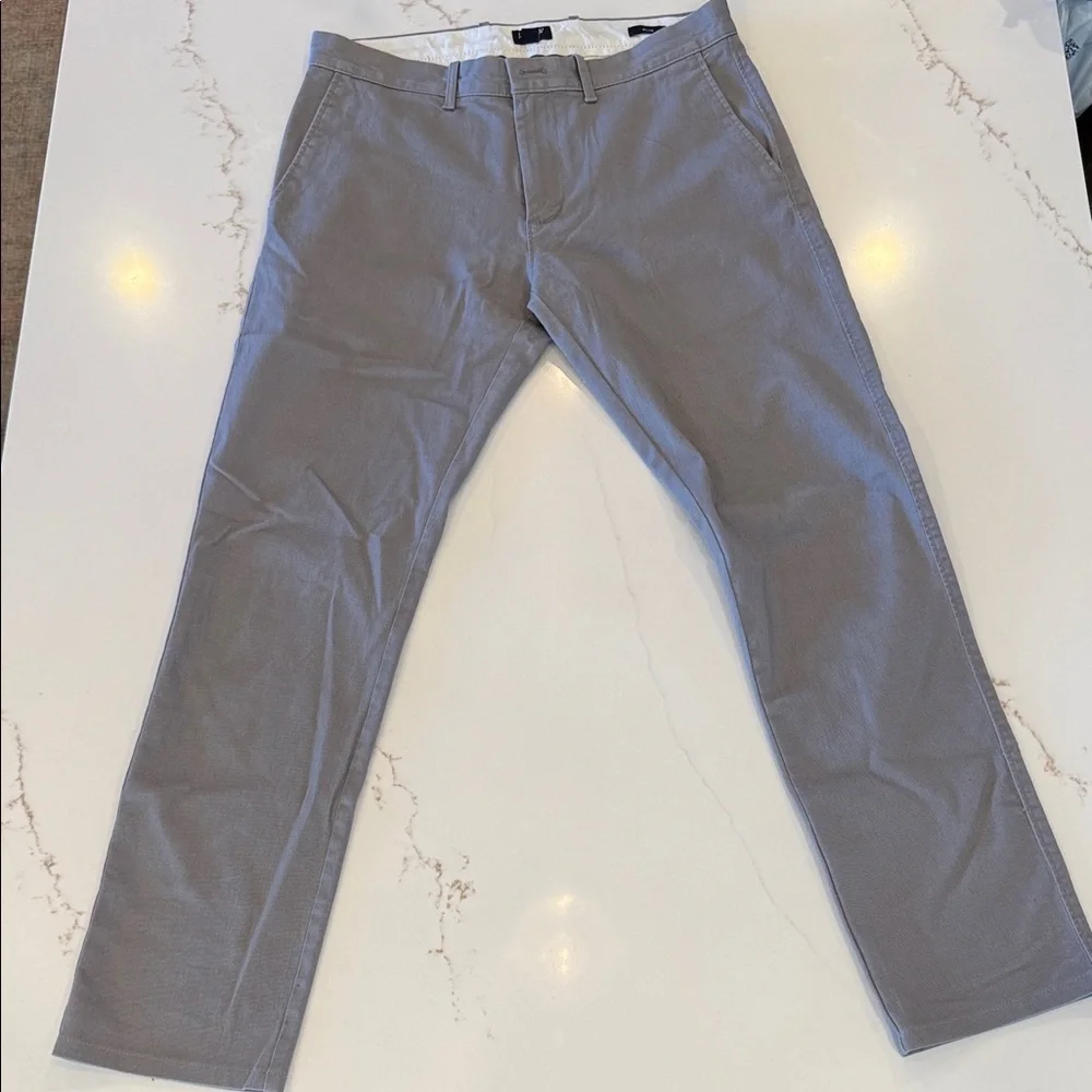 J. Crew Men's Slim Light Gray Chinos Size 30